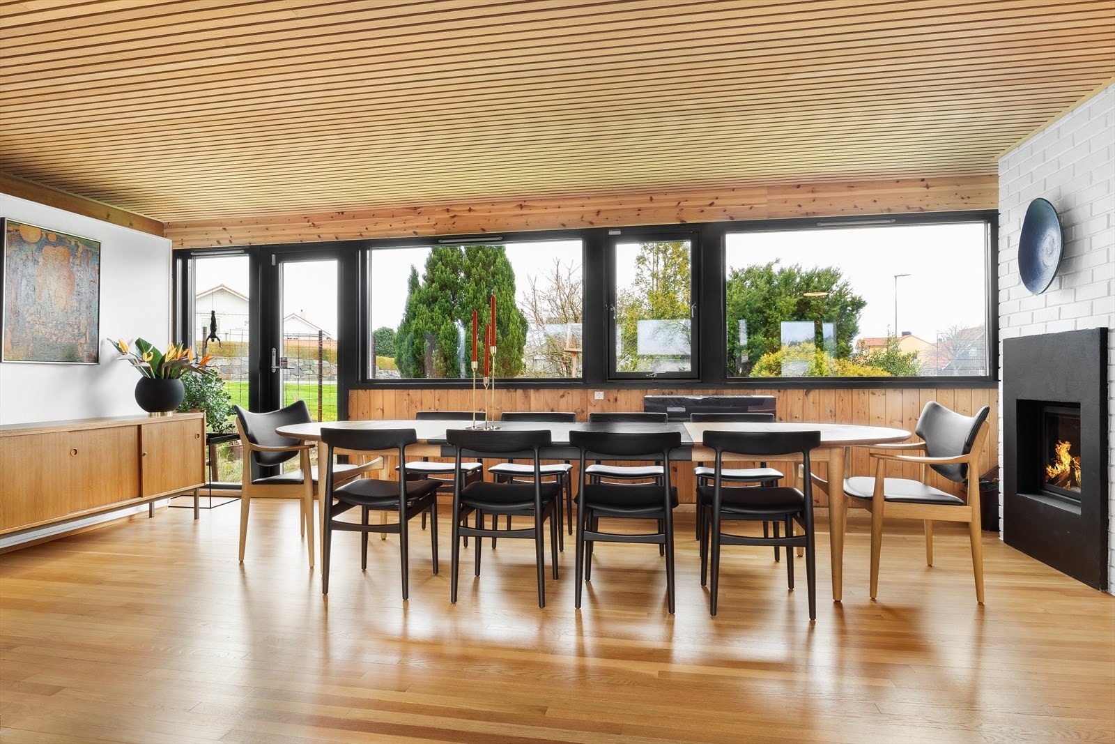 Det er god plass til et stort spisebord. Galleribilde