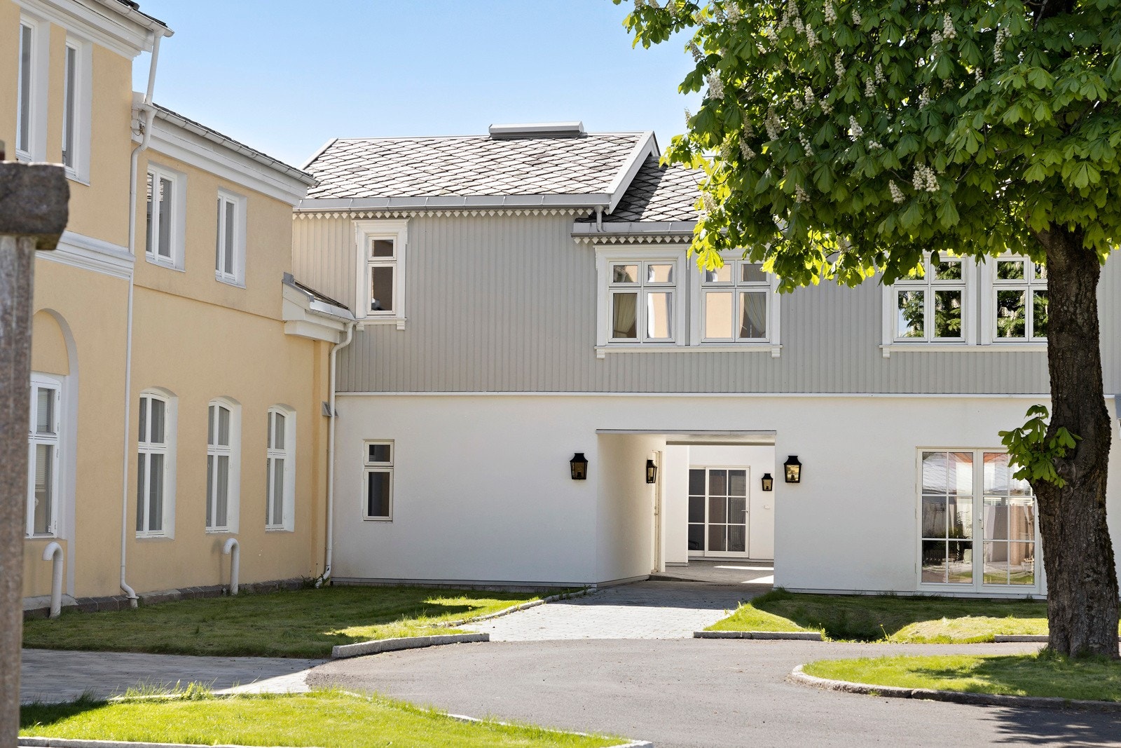 Gårdstunet Galleribilde