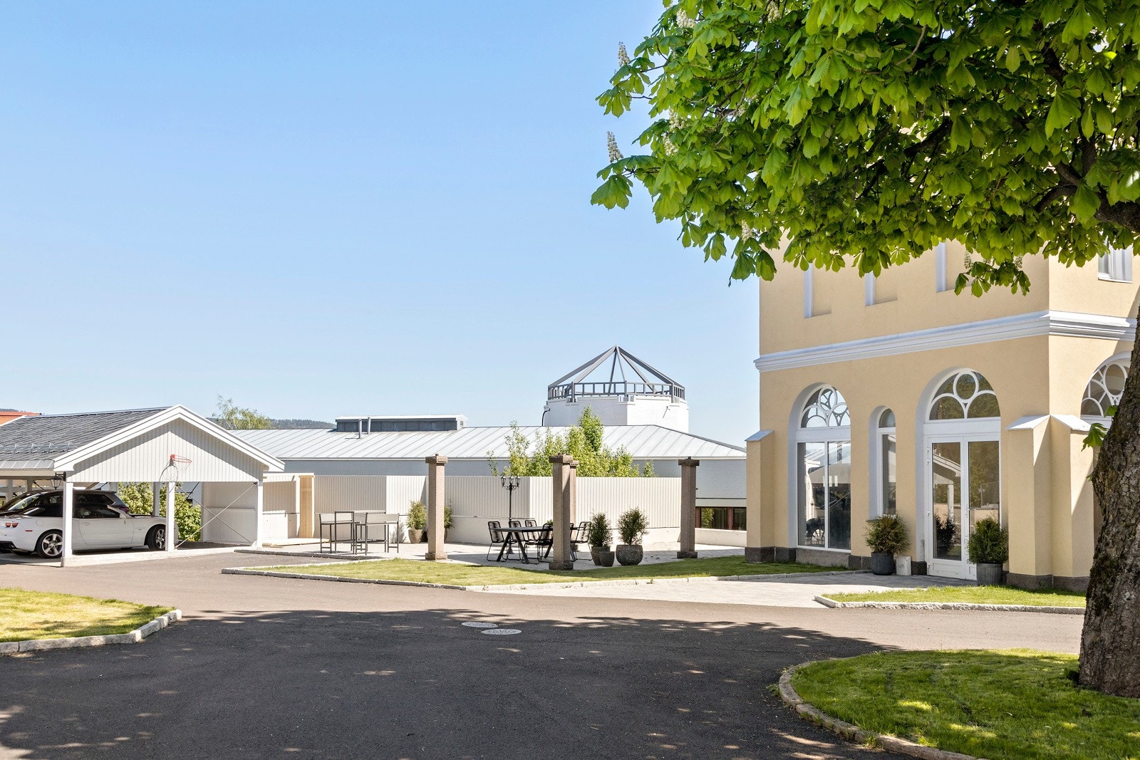 Felles uteområde Galleribilde