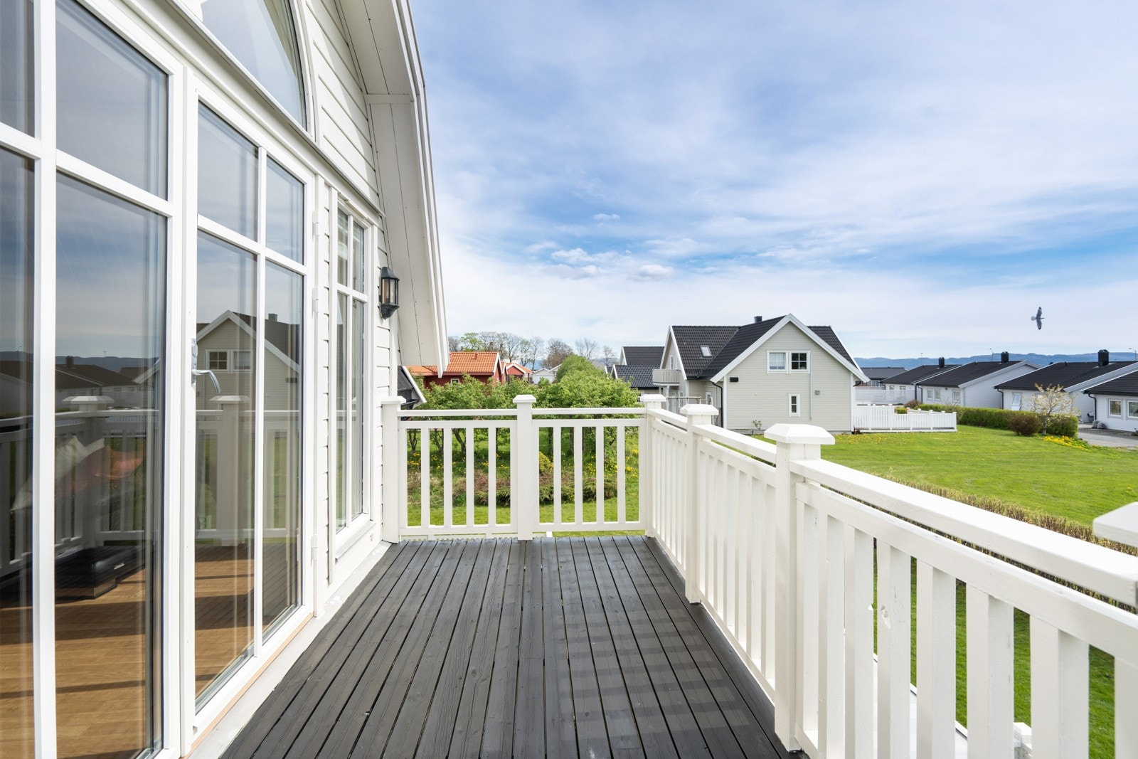 Balkong i 2.etasje (Bilde tatt i fjor sommer) Galleribilde