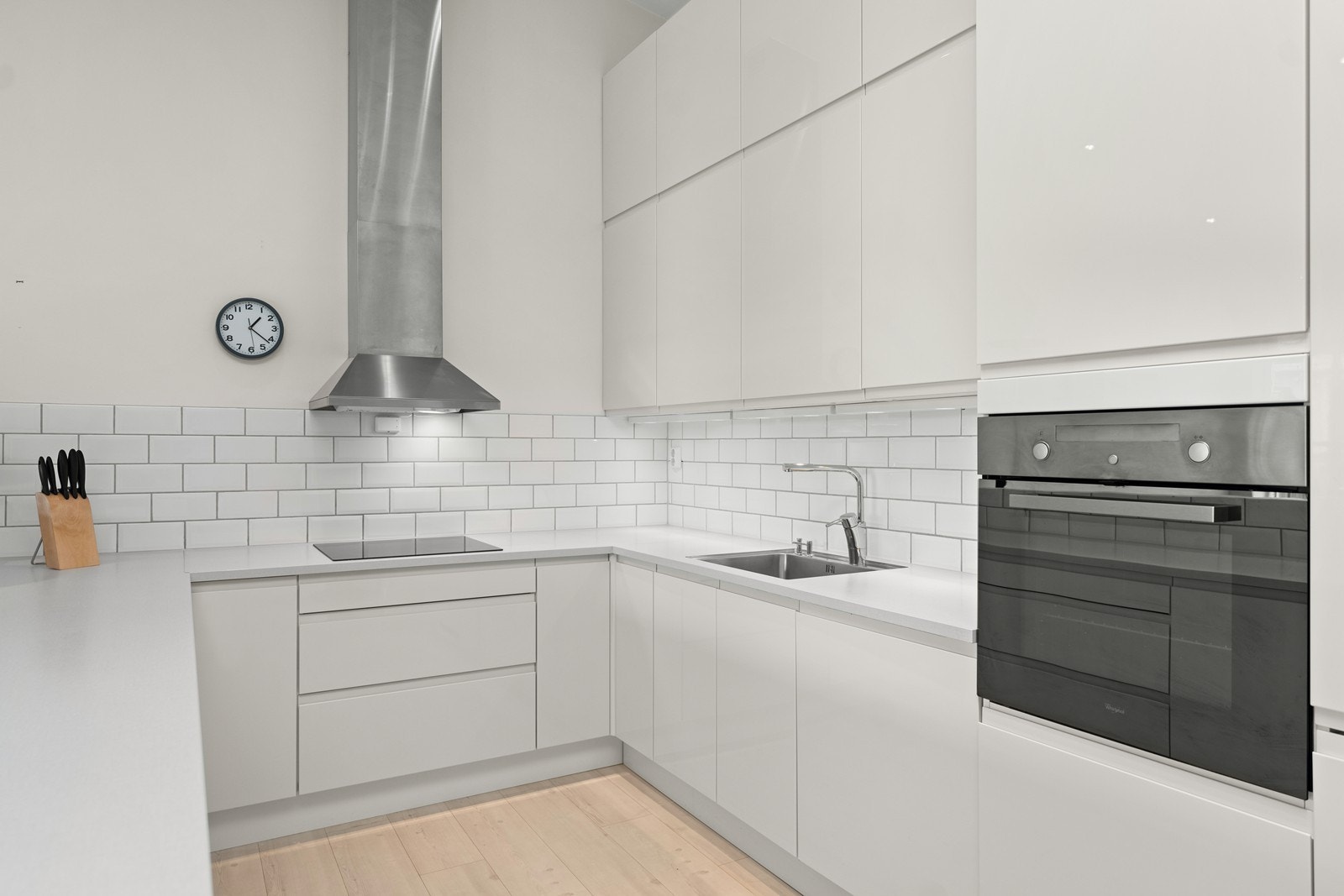 God skap -og benkeplass Galleribilde