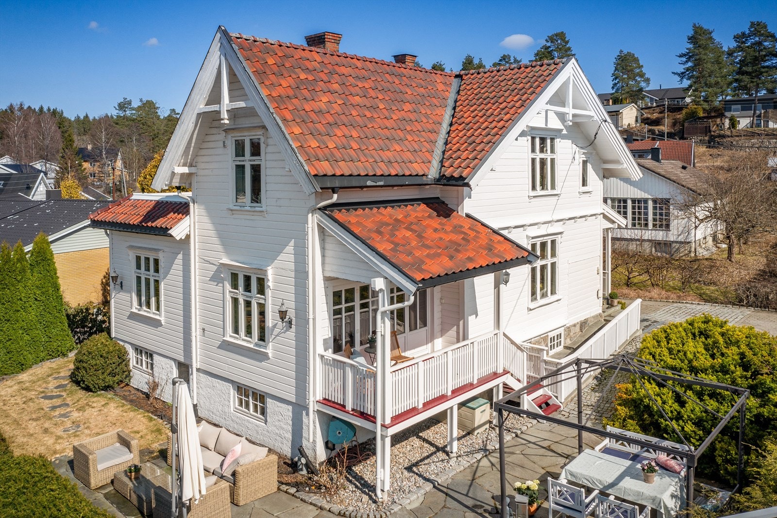 Enebolig over 3 plan Galleribilde