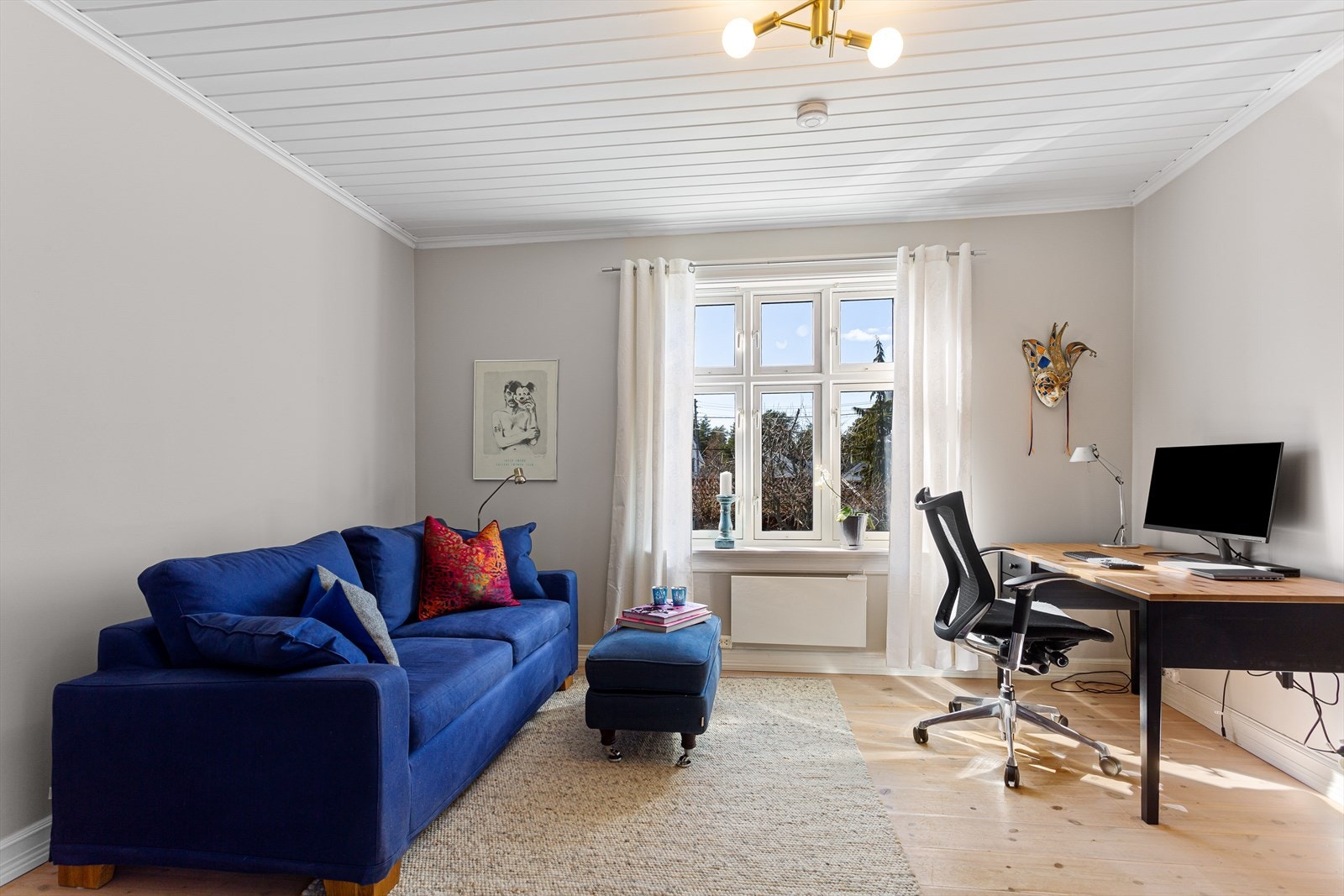 Soverom/ kontor i 1.etasje Galleribilde