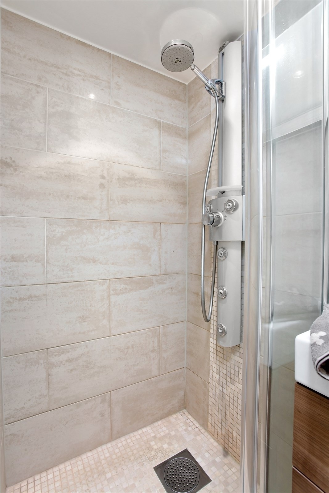 Dusj i underetasjen Galleribilde