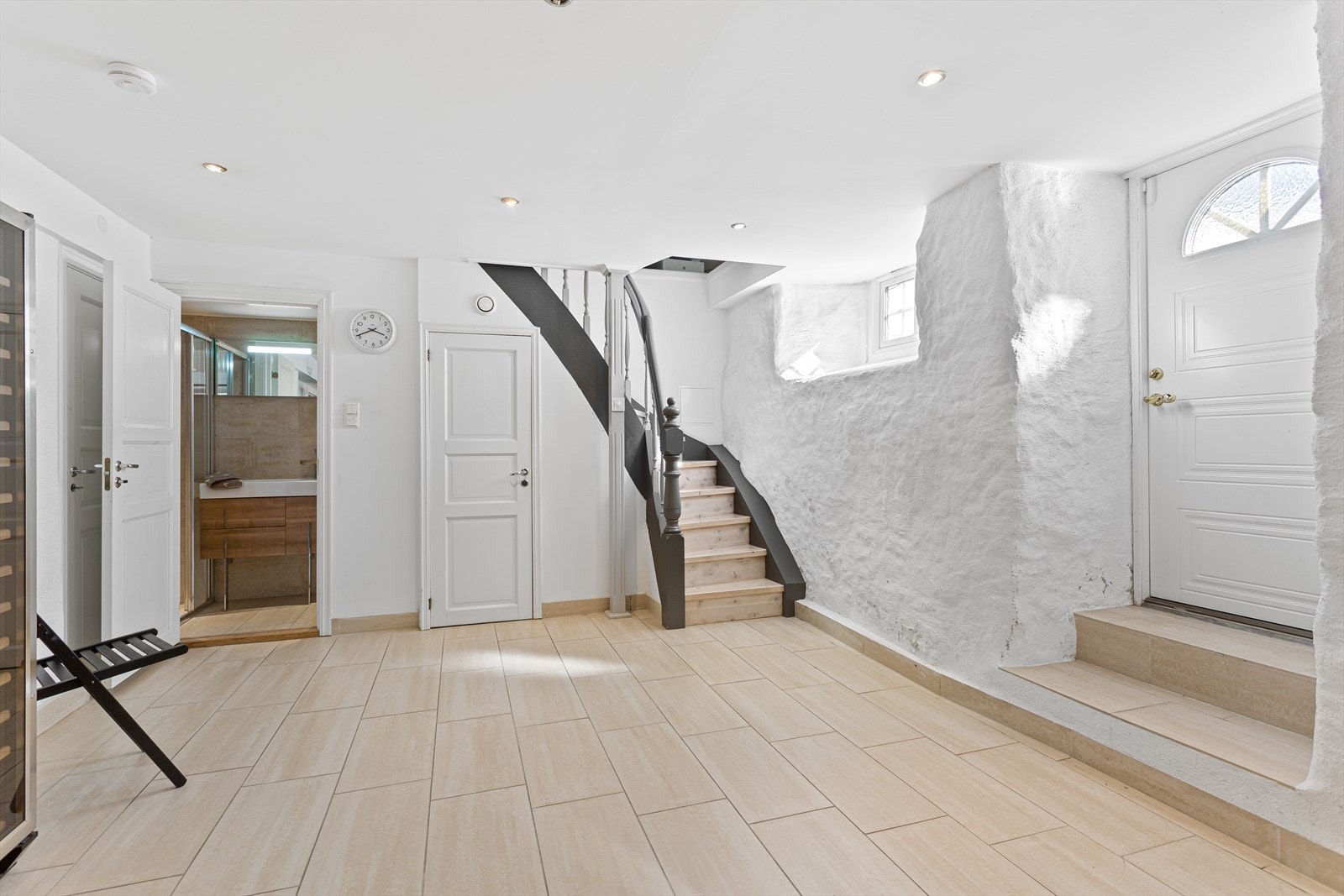 Det er gulvvarme i hele underetasjen Galleribilde