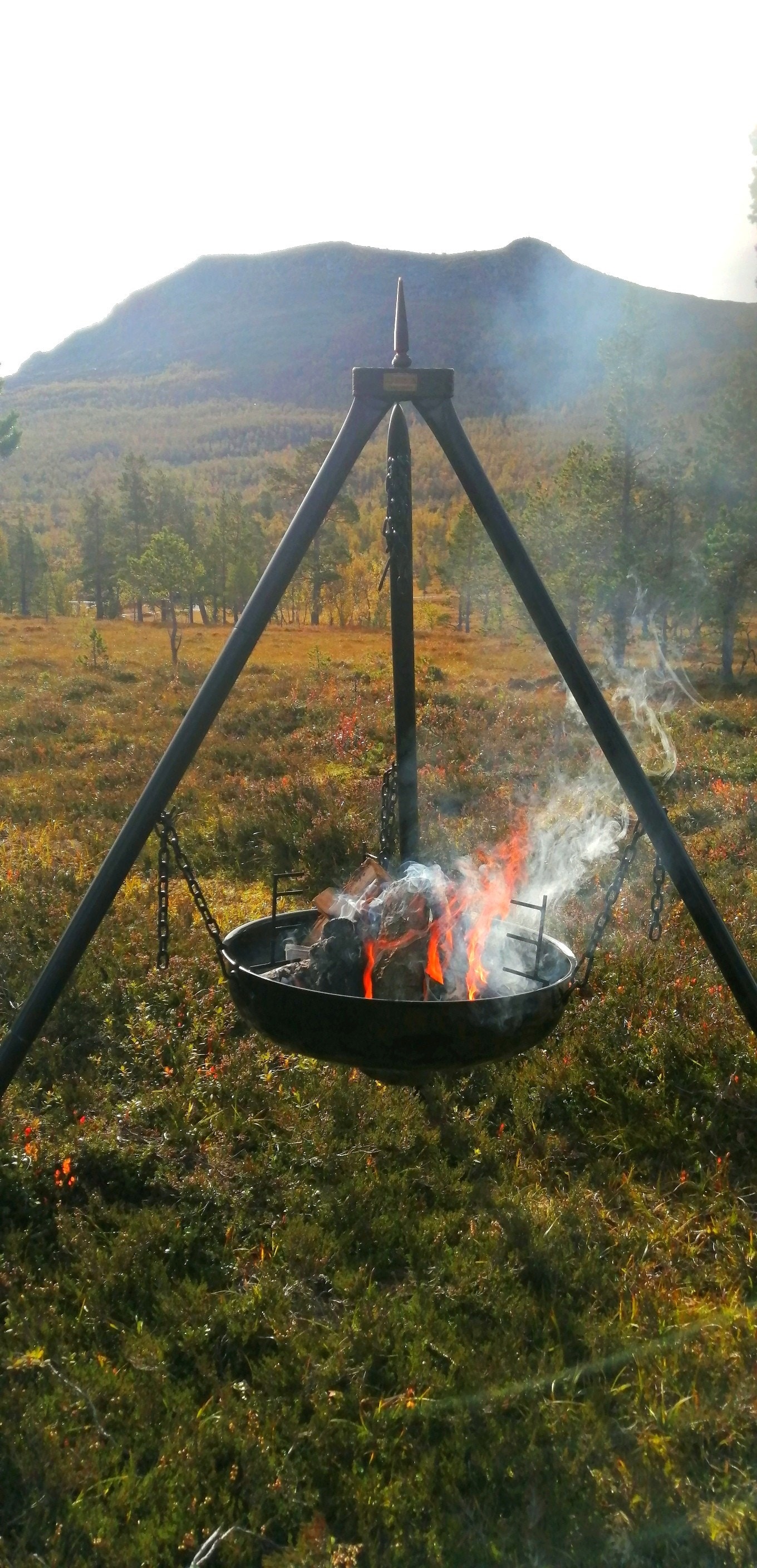 Fyr på bålpanna Galleribilde