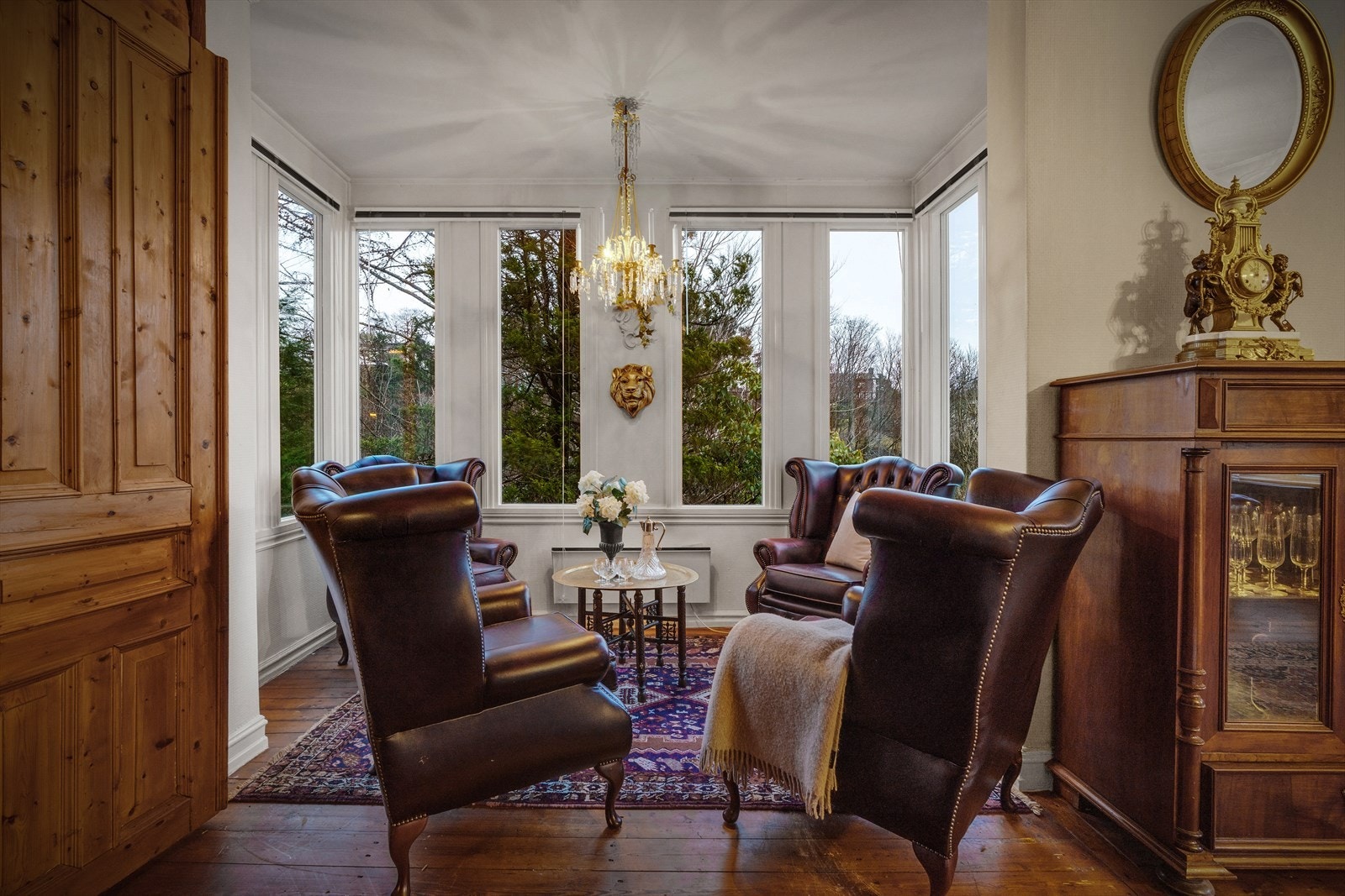 - Merk solskjerming i vinduene! - Galleribilde