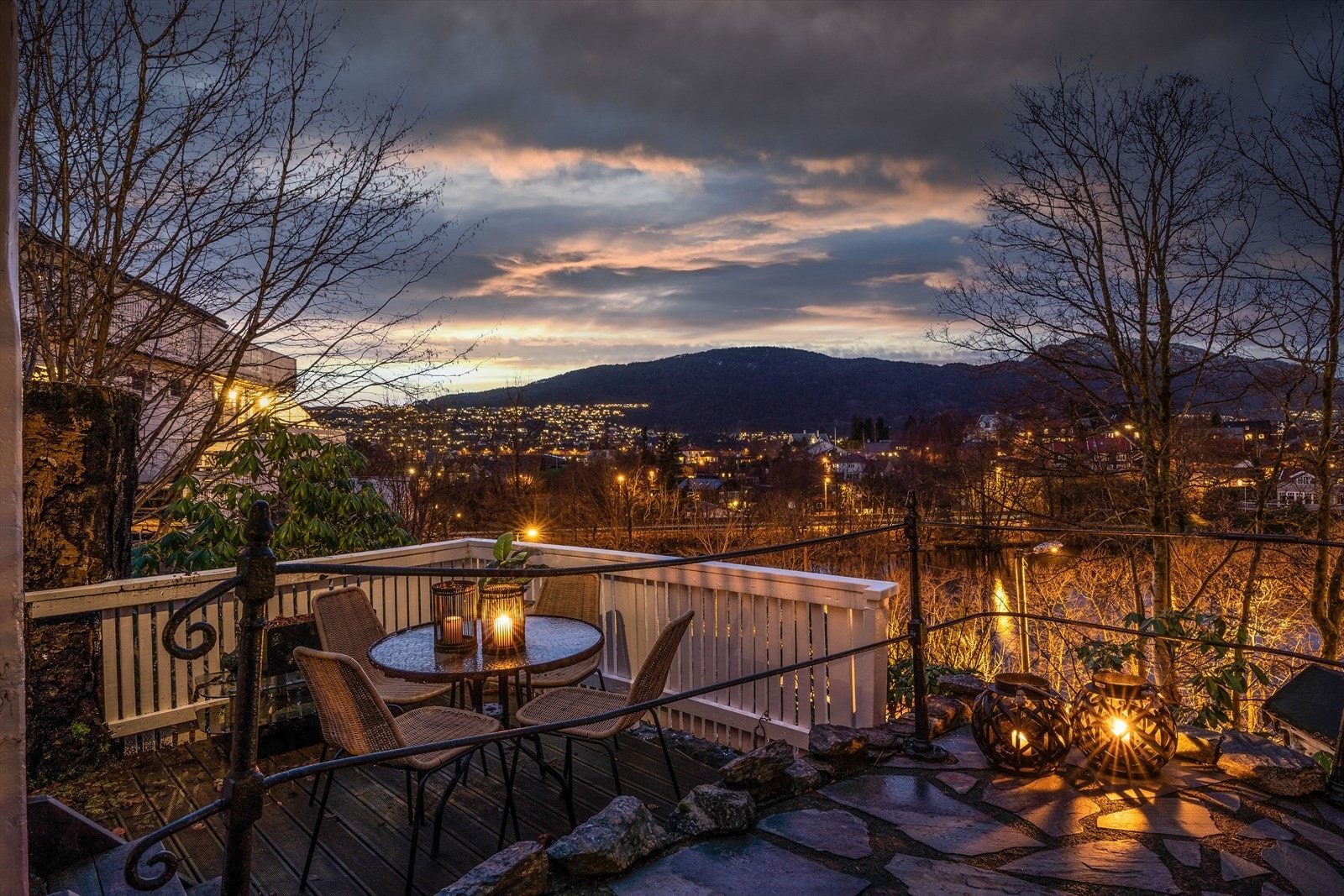 - Fin utsikt fra alle kanter av eiendommen - Galleribilde