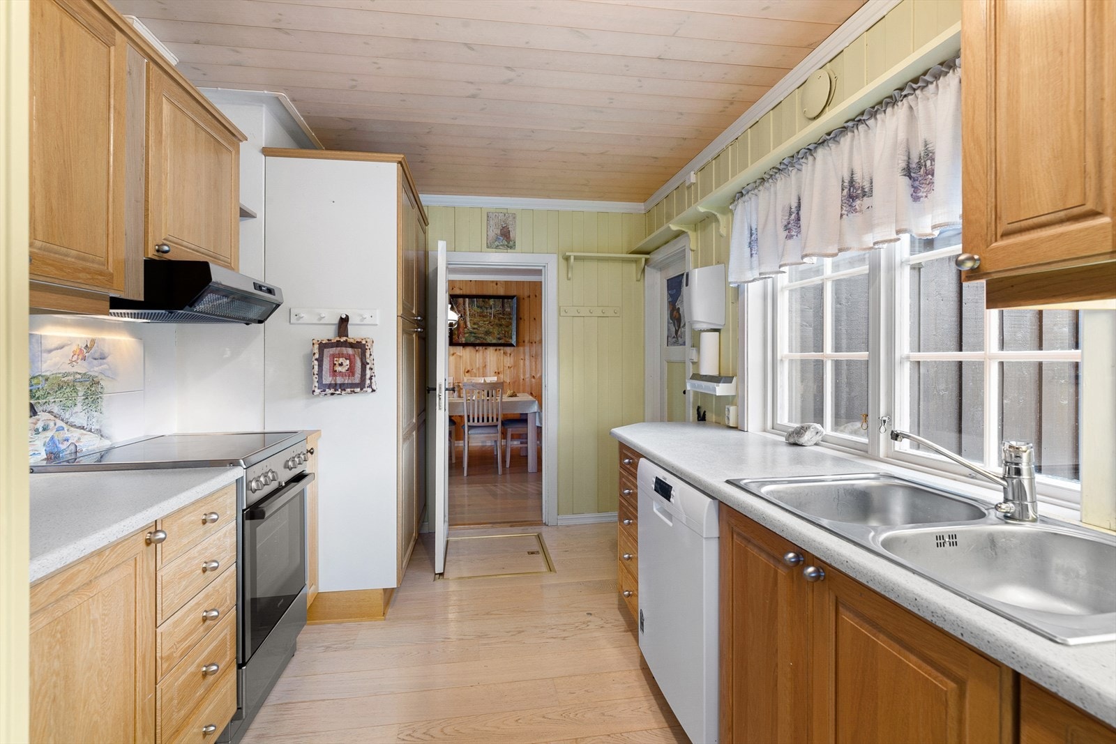 Kjøkken. Galleribilde