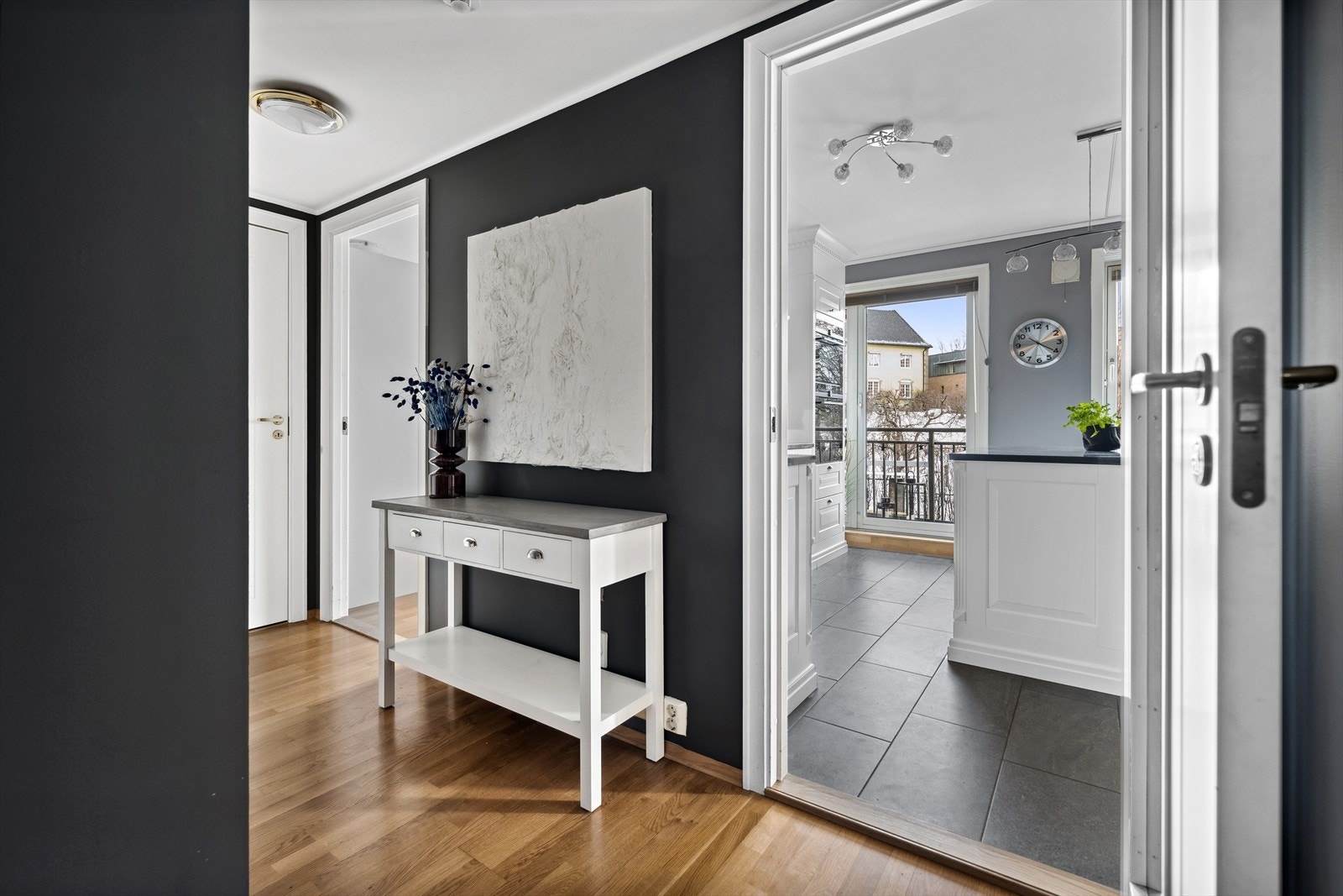 Leiligheten har en sentral og attraktiv beliggenhet på St. Hanshaugen. Galleribilde