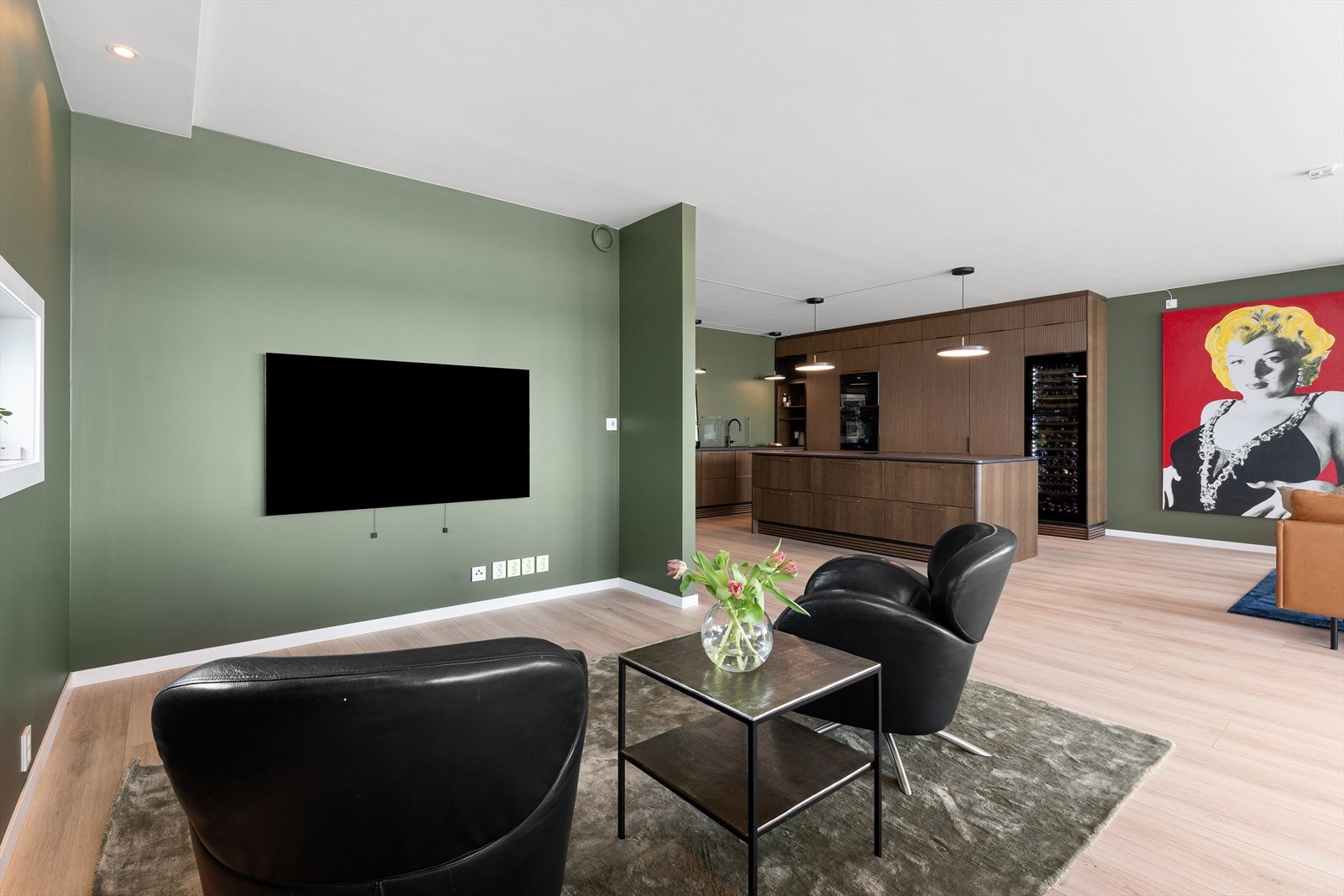 Koselig tv-krok Galleribilde