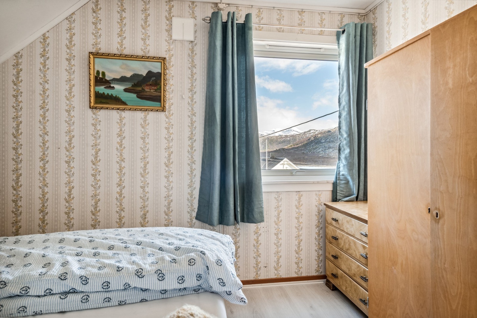 Soverom nr. 2 i loftsetasjen Galleribilde
