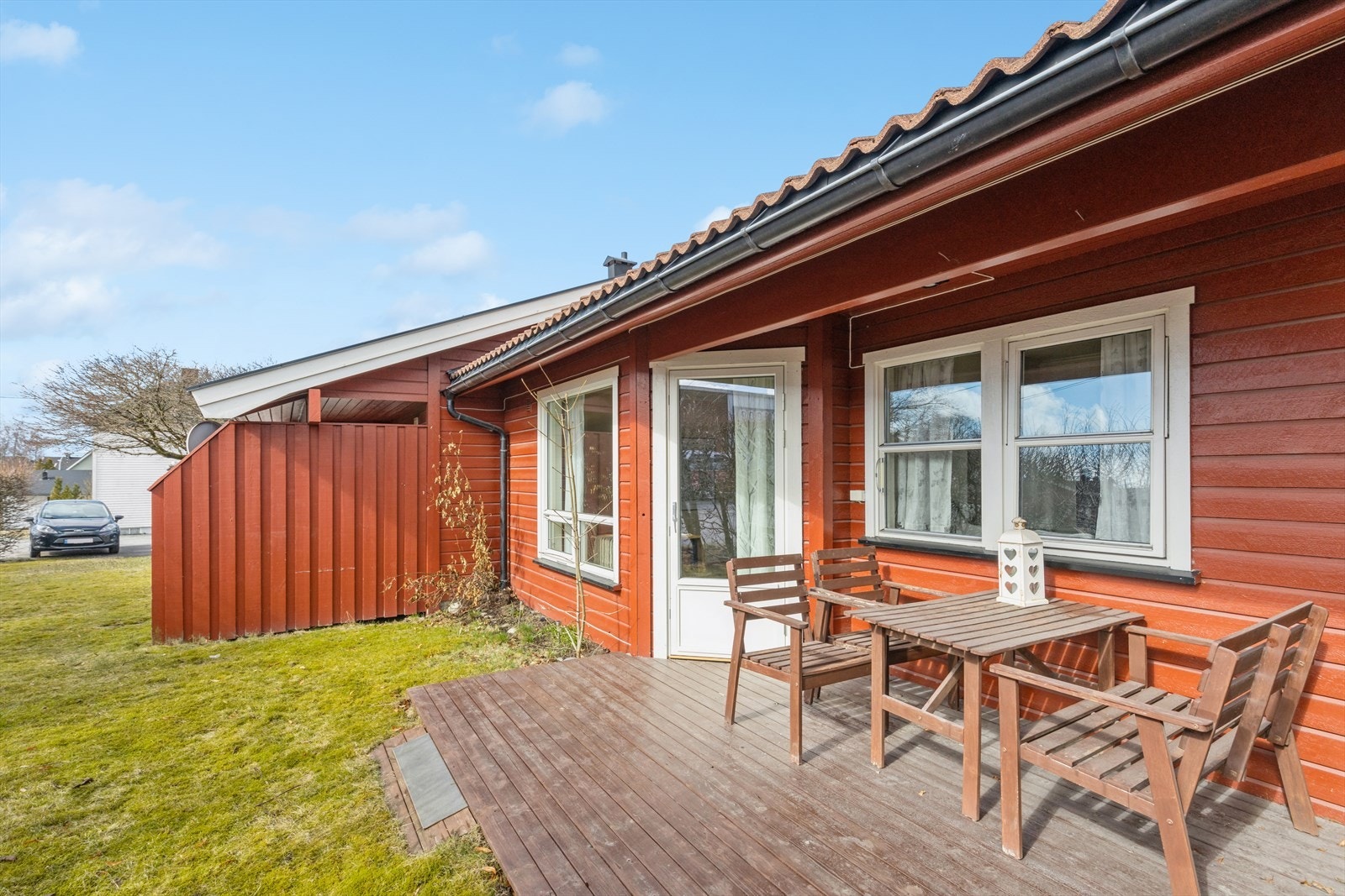 Utgang til Sydvendt terrasse fra stue Galleribilde