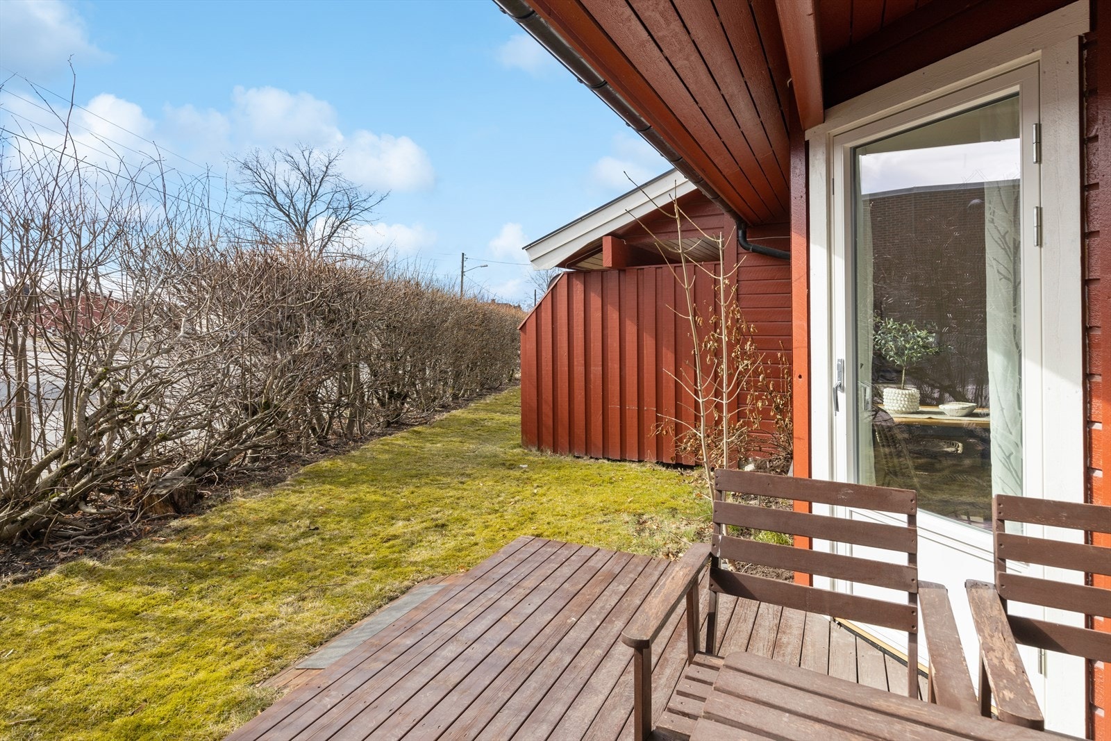 Utgang til Sydvendt terrasse fra stue Galleribilde