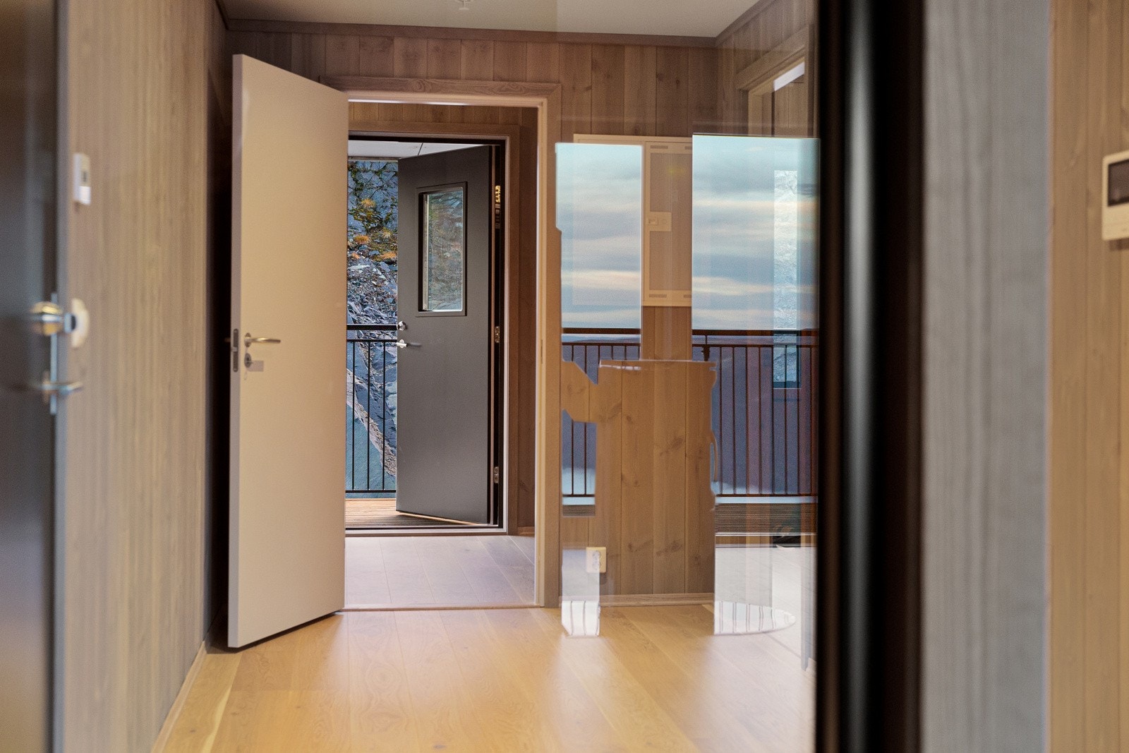 Velkommen inn til en flott leilighet beliggende i 3.etasje! Galleribilde
