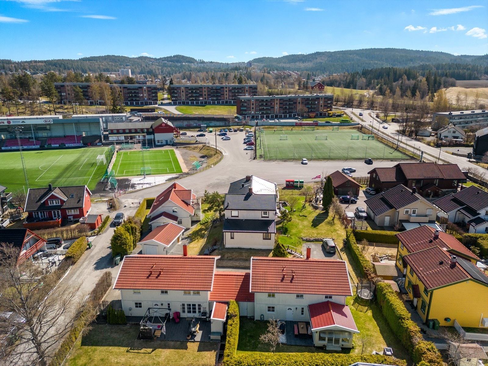 Perfekt boområde for de minste med Strømmen stadion rett utenfor døren Galleribilde