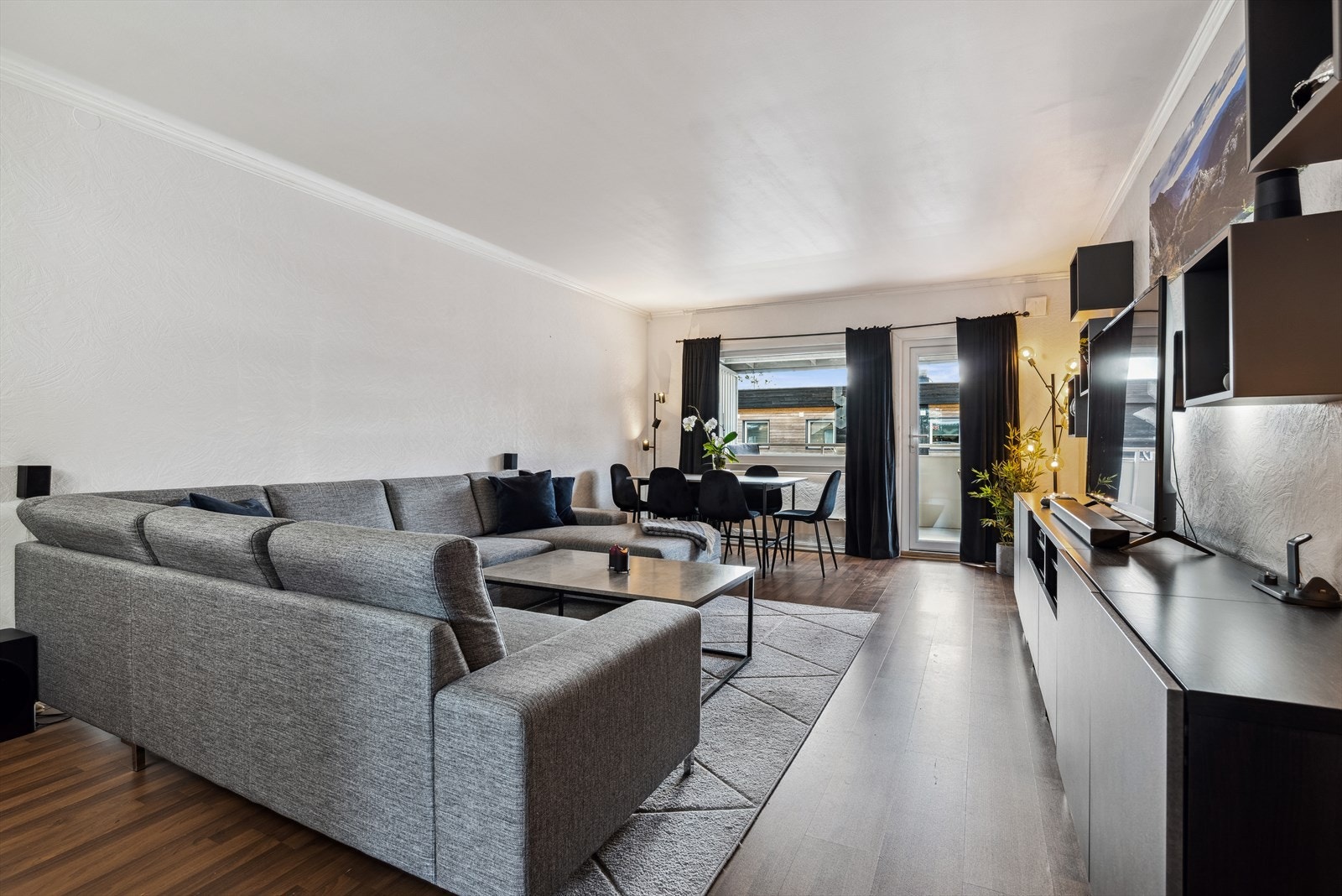 Lyst og trivelig Galleribilde