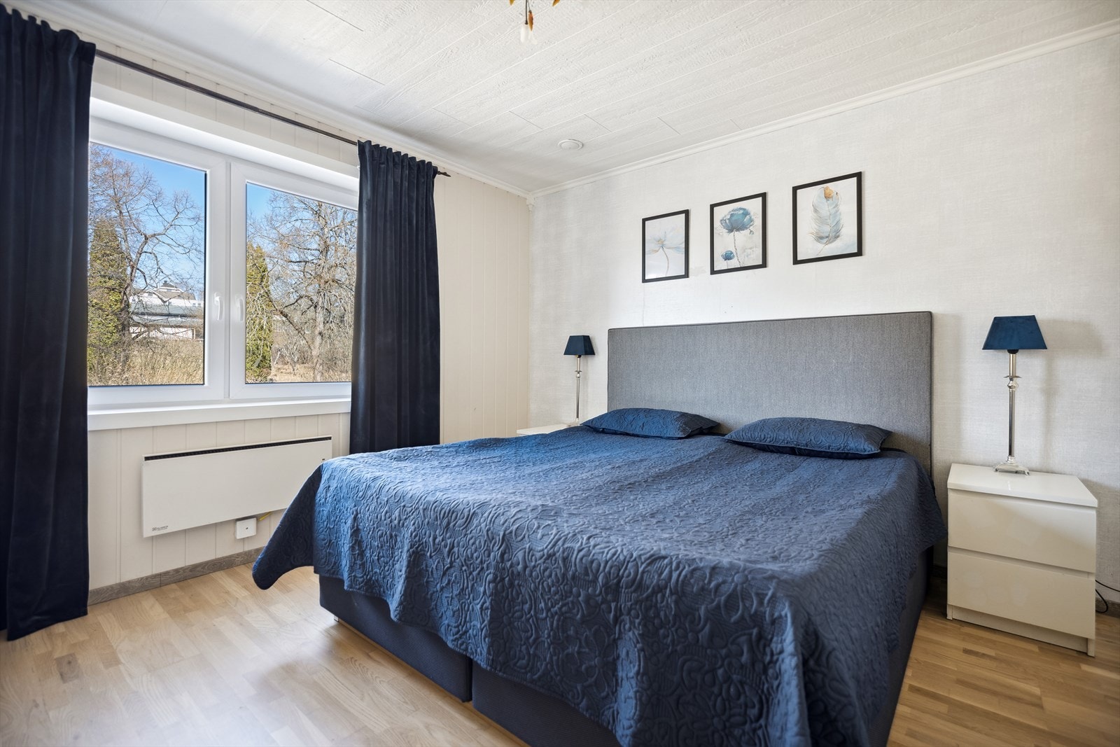 Soverom 1: Boligen har tre gode og lune soverom. Galleribilde