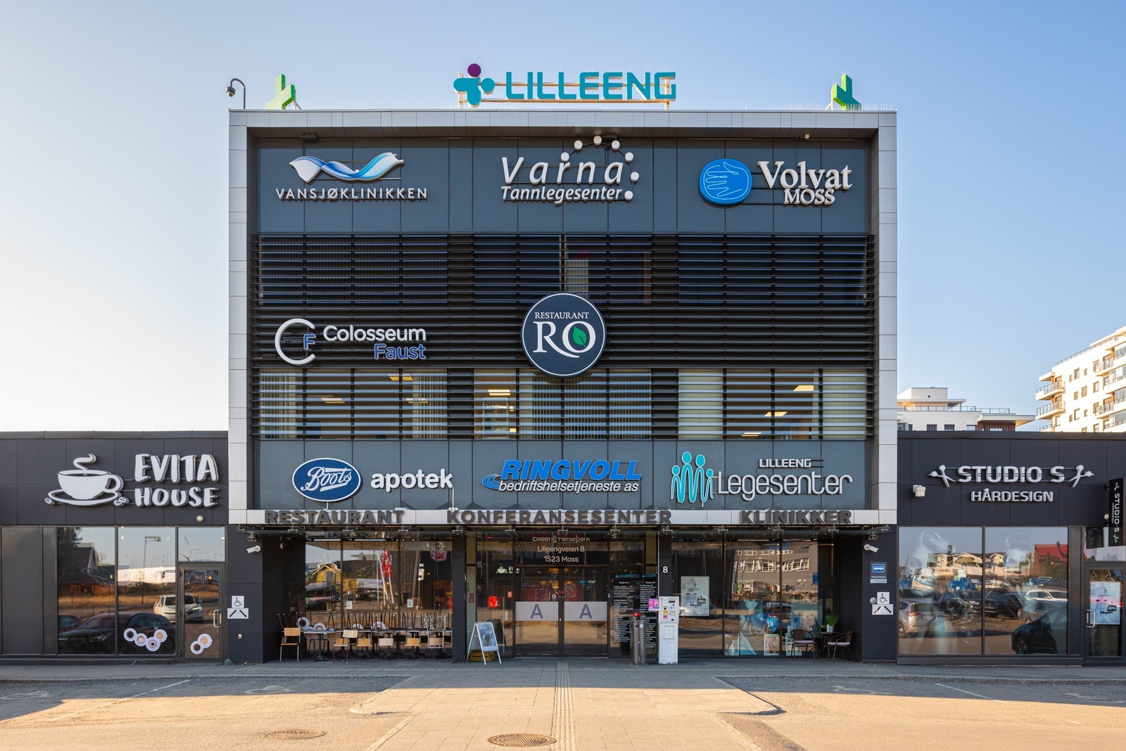 Hovedinngang A - Lilleeng Helsepark Galleribilde