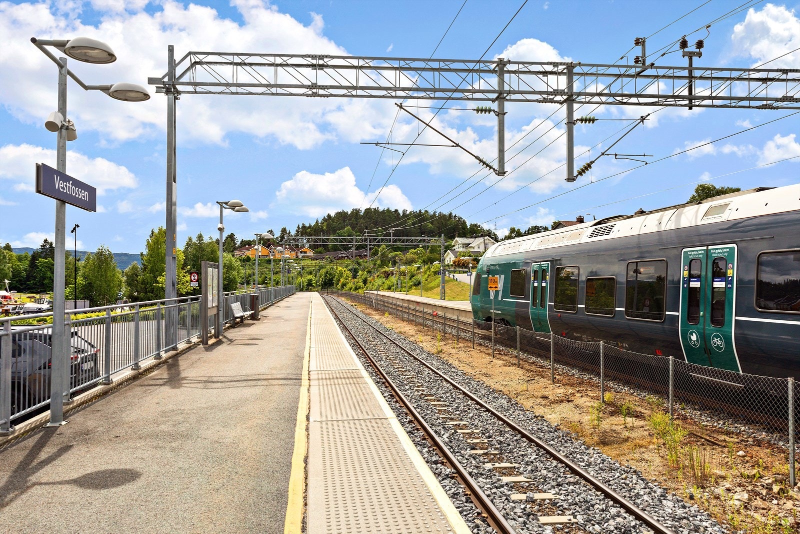 Vestfossen - tog stasjon. Galleribilde