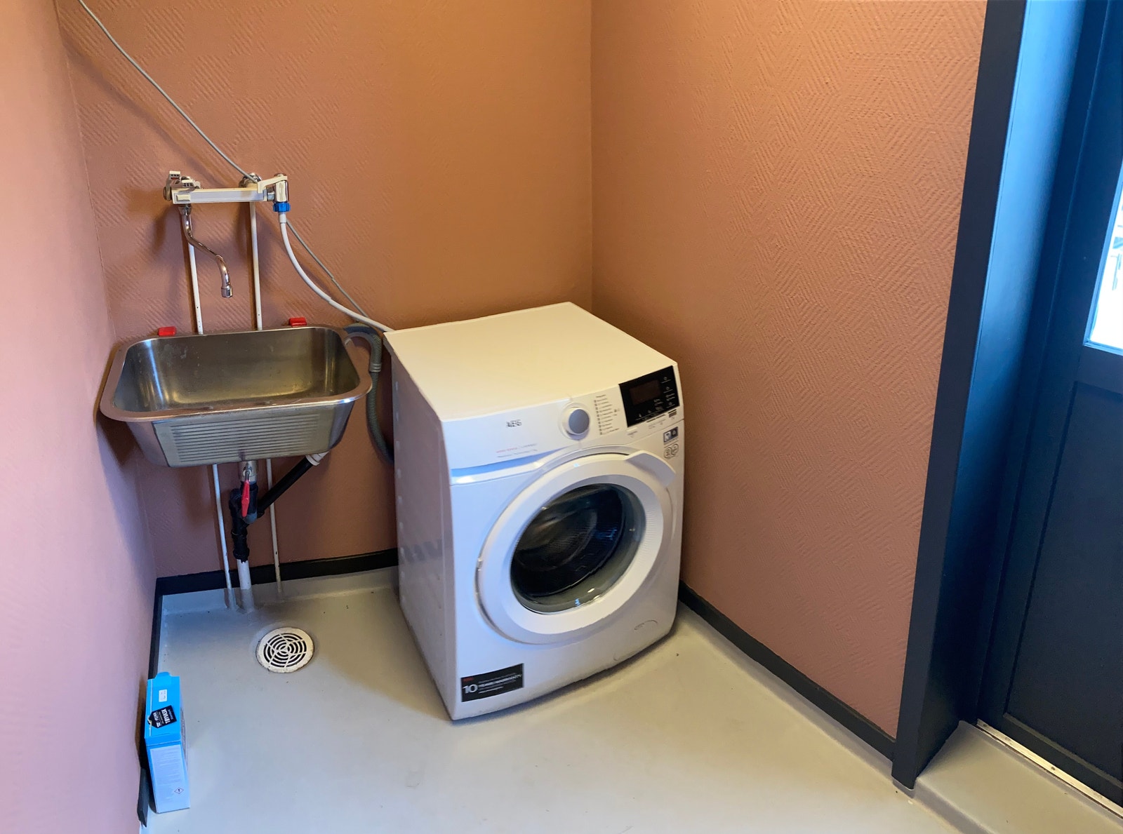 Vaskerom Galleribilde