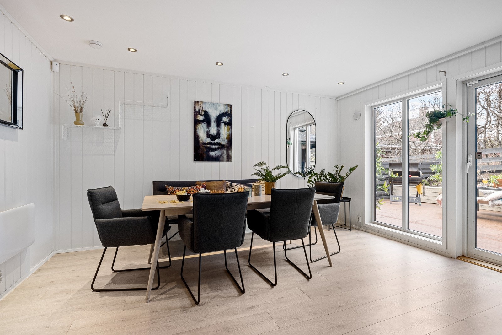 Her er det god plass til hele familien og gode venner Galleribilde
