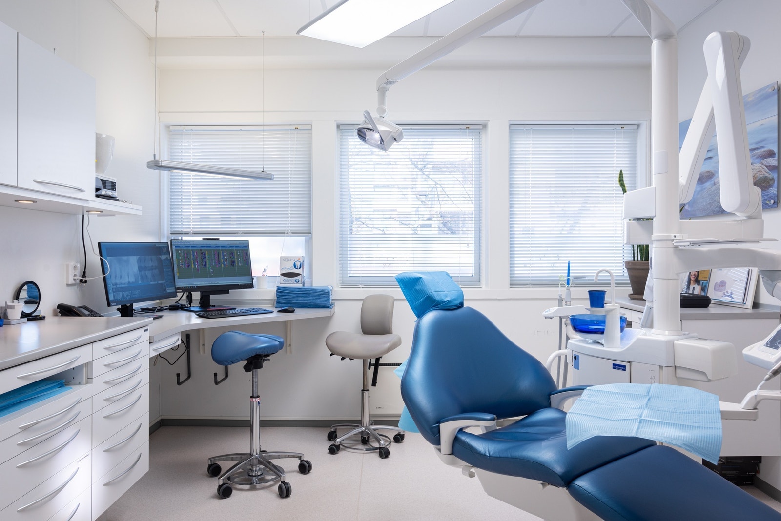 Varna Tannlegesenter i 2. etg B. Galleribilde