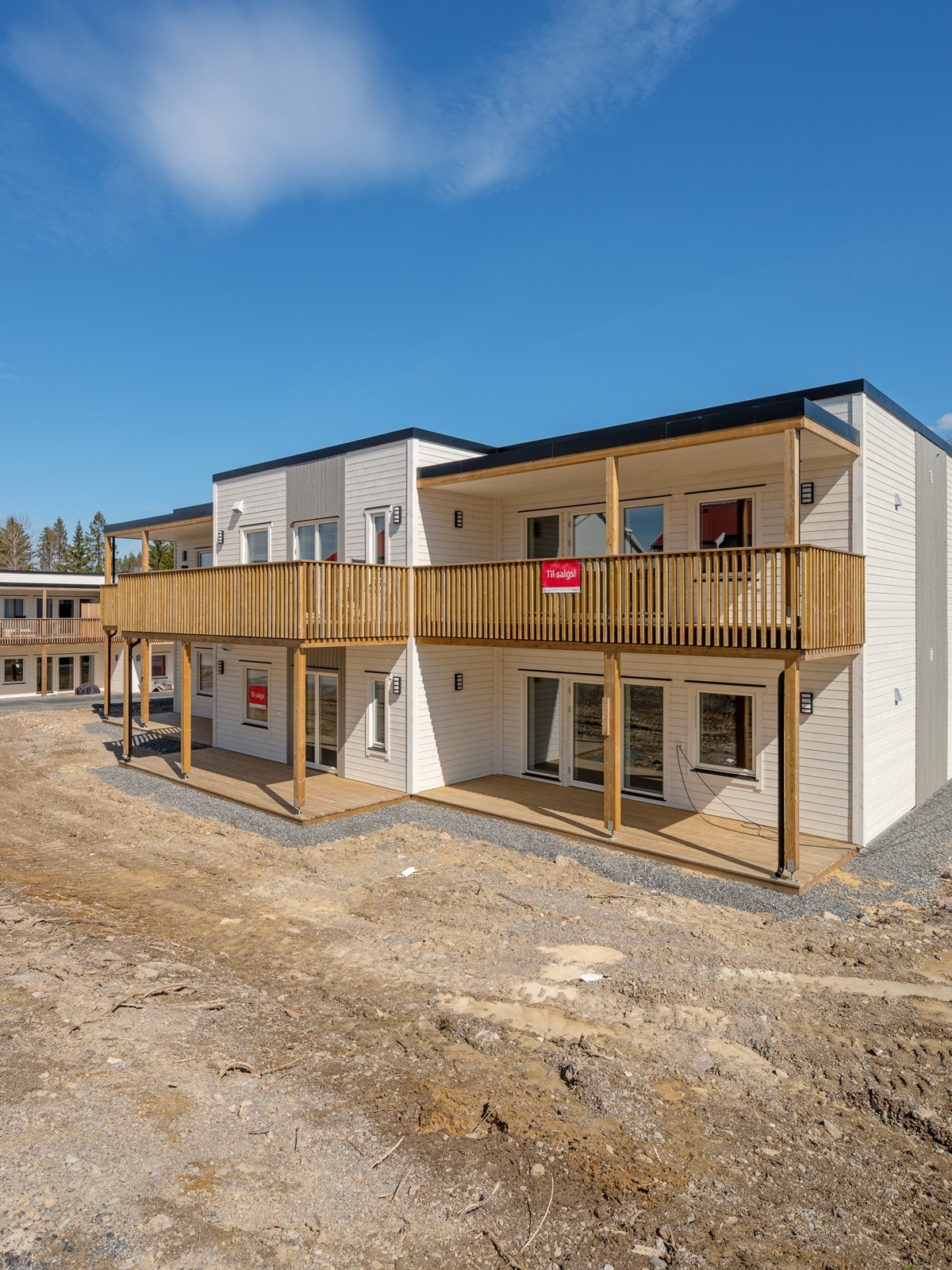 Området har nærhet til skoler for alle alderstrinn, i tillegg til barnehage, offentlig kommunikasjon og gode servicetilbud. Galleribilde