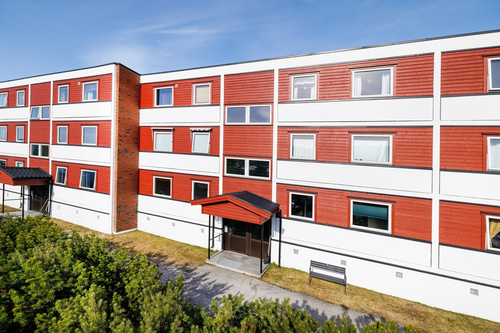 En gjennomgående og lettstelt 2-roms leilighet i 3. etasje. Galleribilde