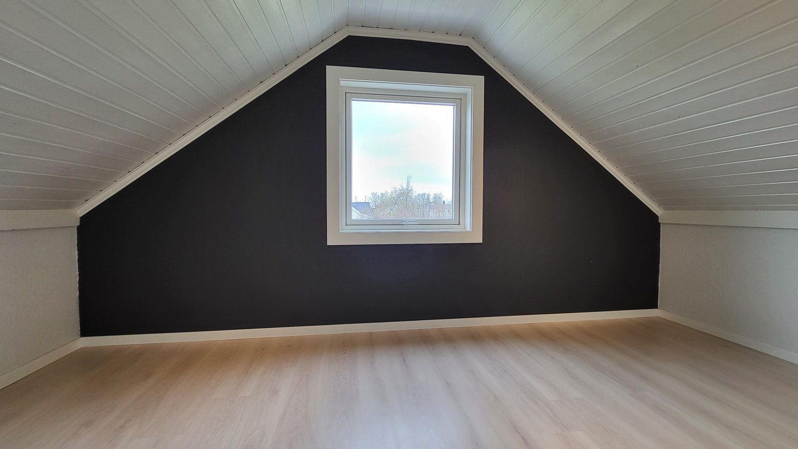 Soverom 1 loft Galleribilde