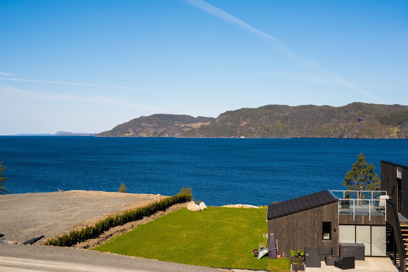 Utsikten fra hytta! Denne utsikten kan bli din! Galleribilde