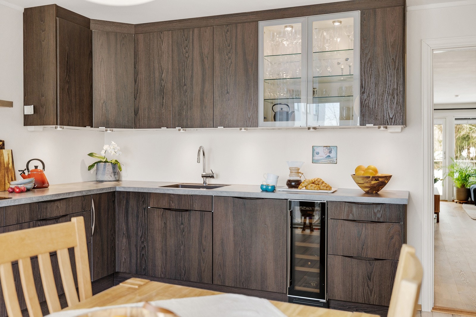 Stilig kvalitetskjøkken fra Norema montert i 2017. Galleribilde