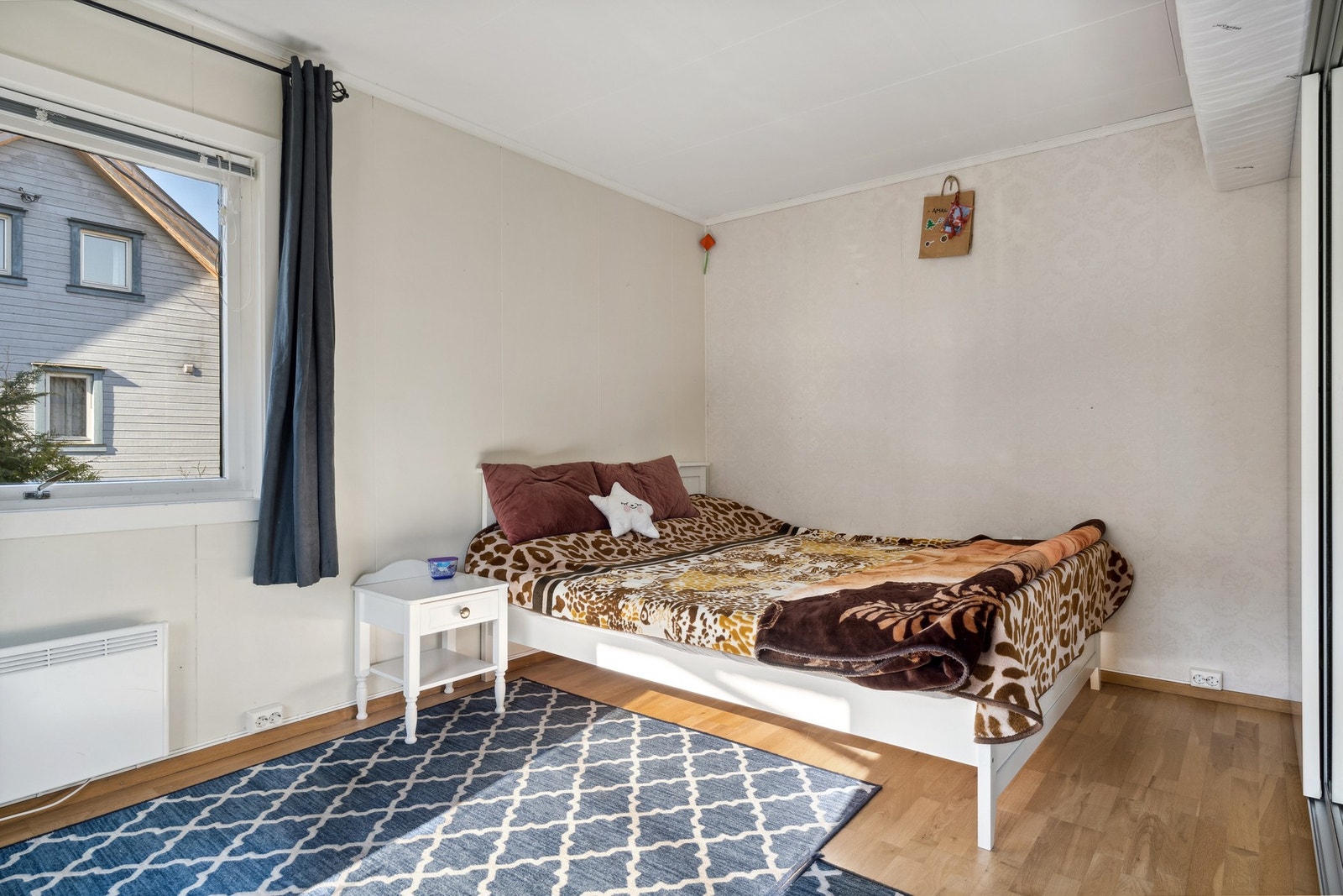 Soverom på 15,5 kvm Galleribilde