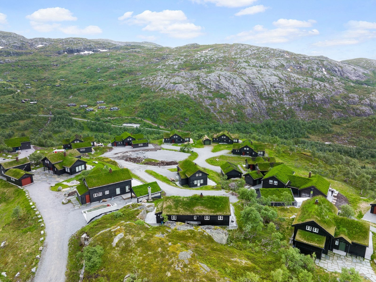 Hytten ligger i et nytt hyttefelt med fantastiske turmuligheter sommer og vinter. Galleribilde