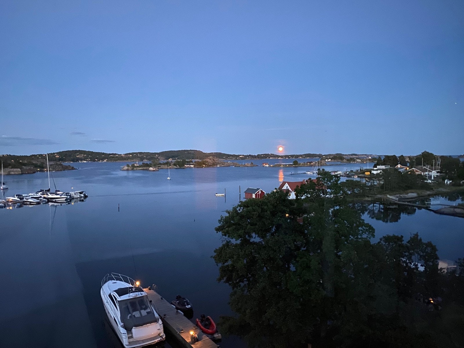 Unik mulighet til å eie en praktfull villa ved sjøen Galleribilde