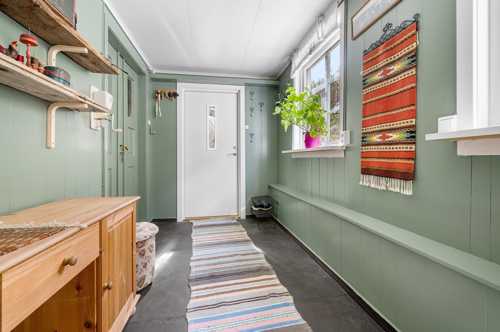 Inngangsparti - velkommen til visning! Galleribilde