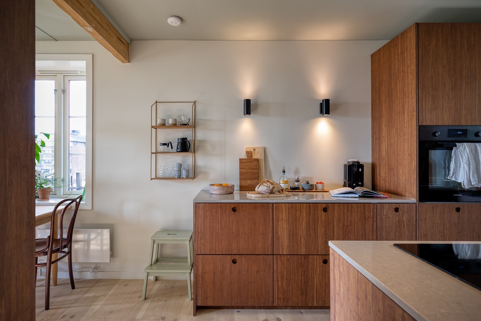 De integrerte hvitevarene holder en høy kvalitet og følger handelen Galleribilde