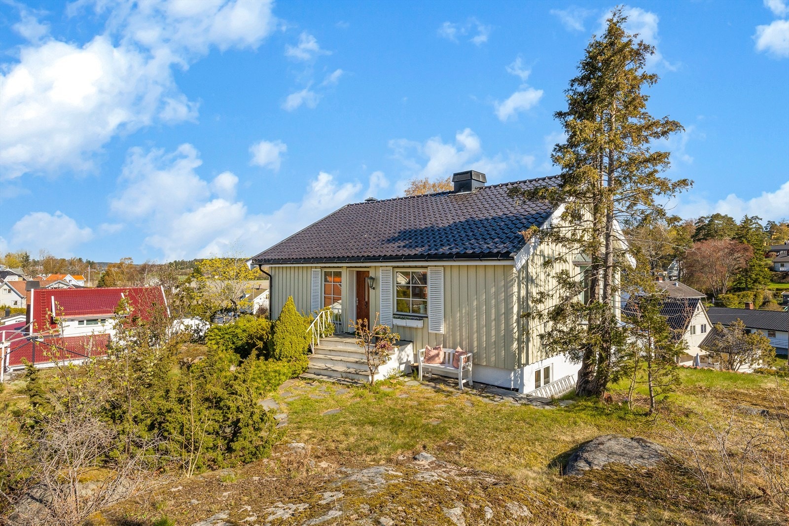 Hust sett fra sør øst Galleribilde