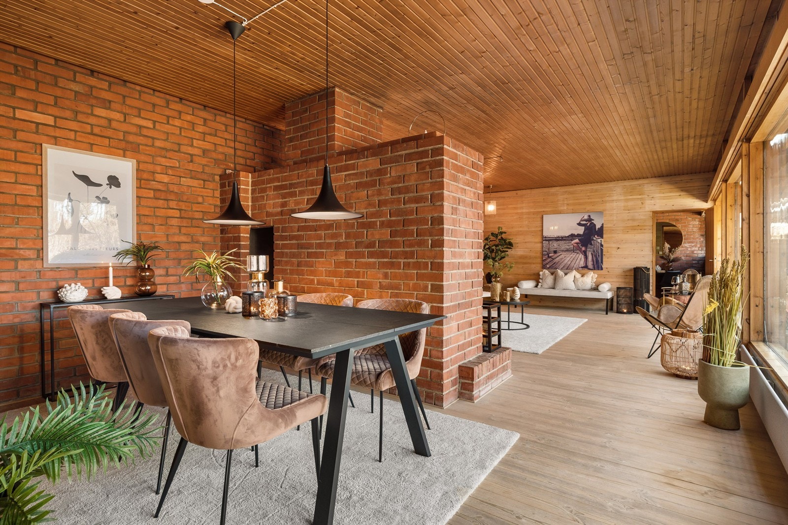 Spisestue og stue Galleribilde