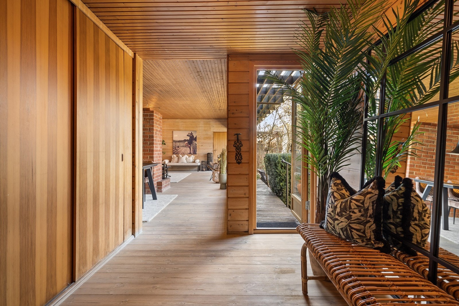 Hall med utgang til atriet Galleribilde