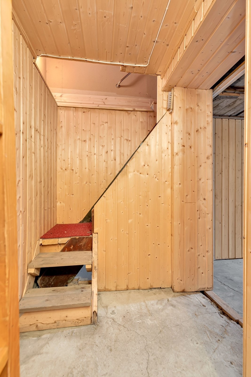 Kjelleretasje - Gang Galleribilde