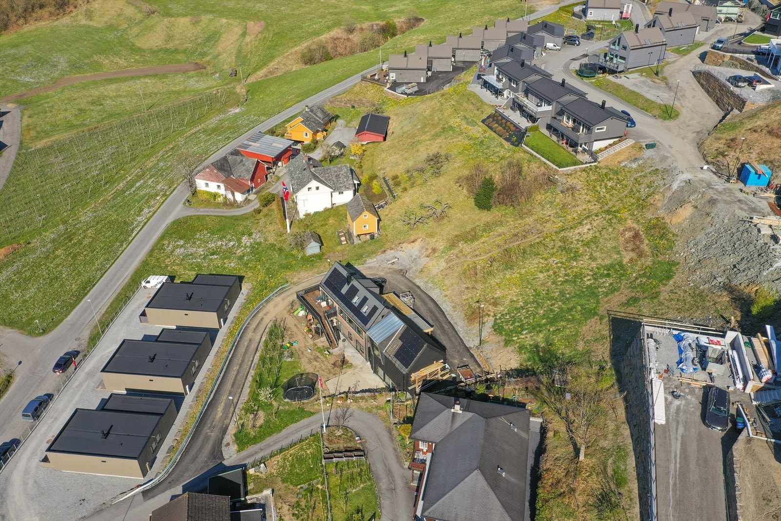 Lekeplass i feltet Galleribilde