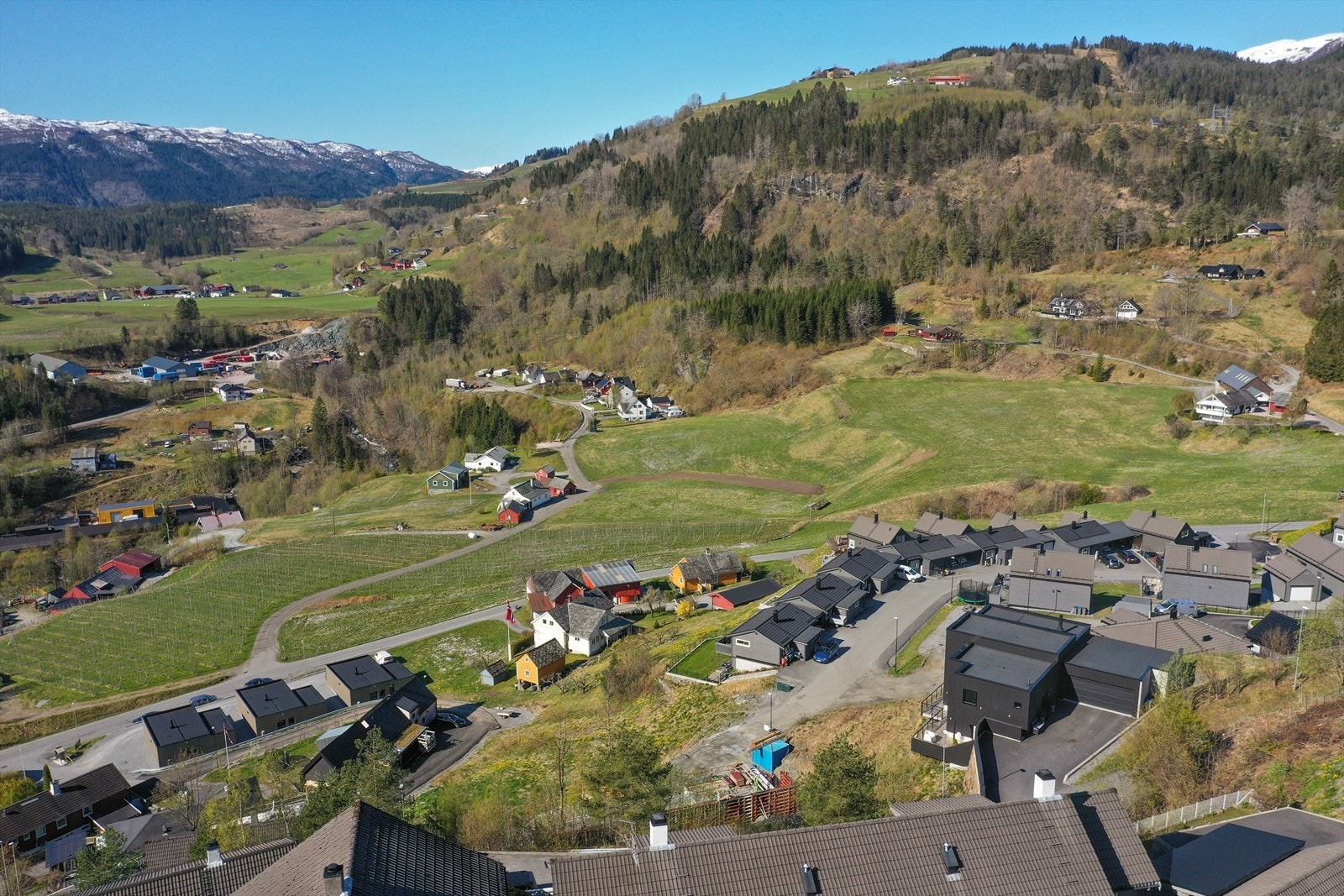 Kort avstand til skog og natur Galleribilde