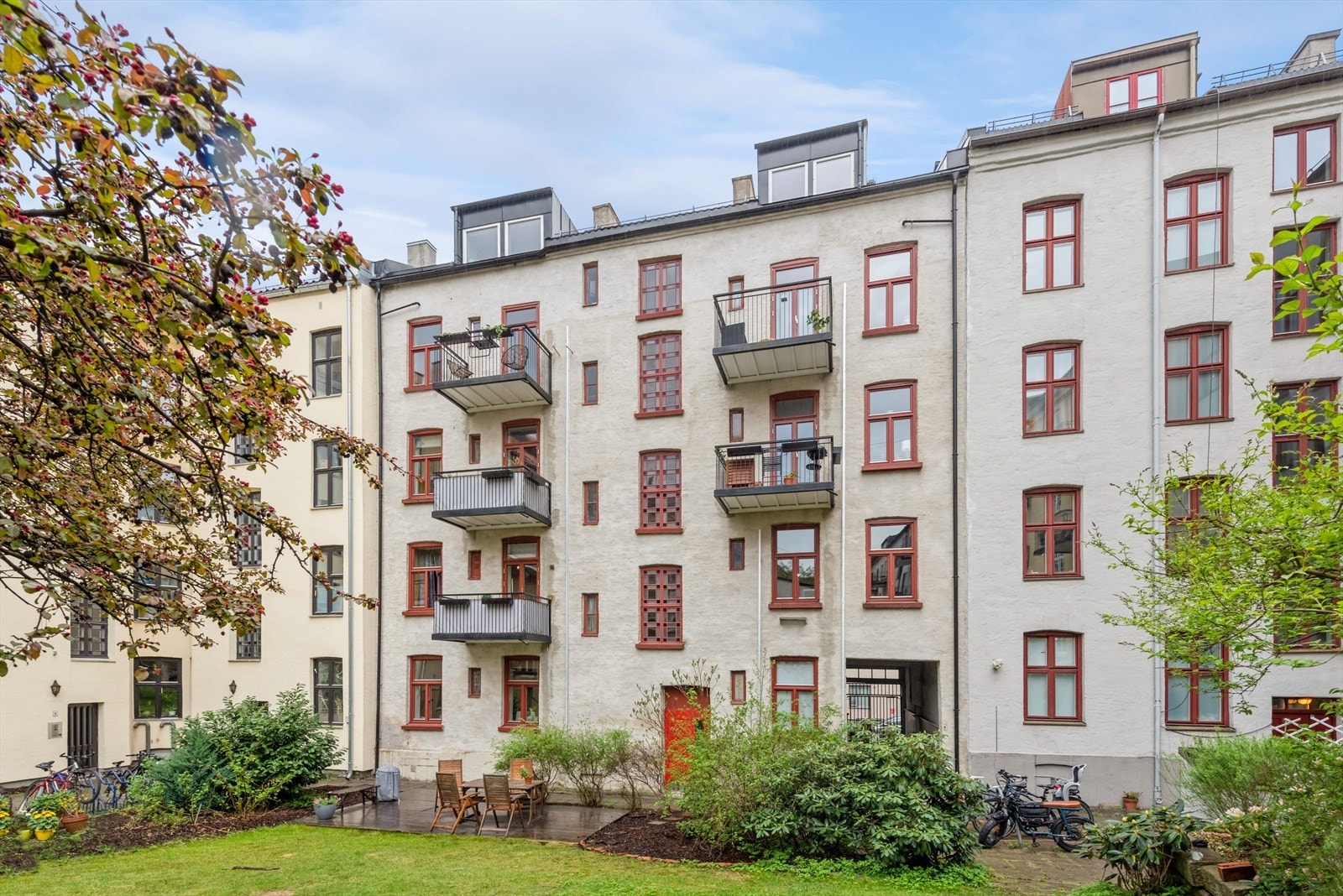 Borettslaget er i startfasen av å rehabilitere fasaden mot veien og bytte vinduer på den siden. Arbeidet er planlagt til Q3. Galleribilde