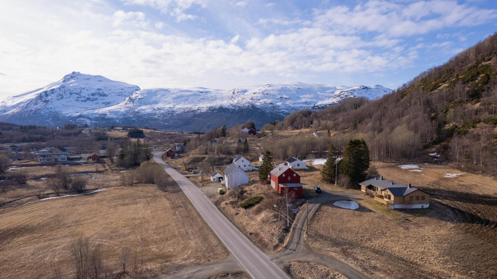 Velkommen til Sjøveien 487A - Presentert av Sne eiendomsmegling ved Hege Kittelsen!