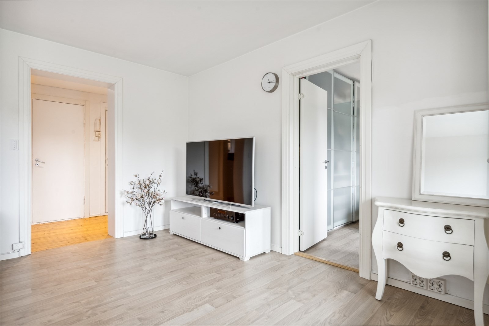 Stuen. Galleribilde