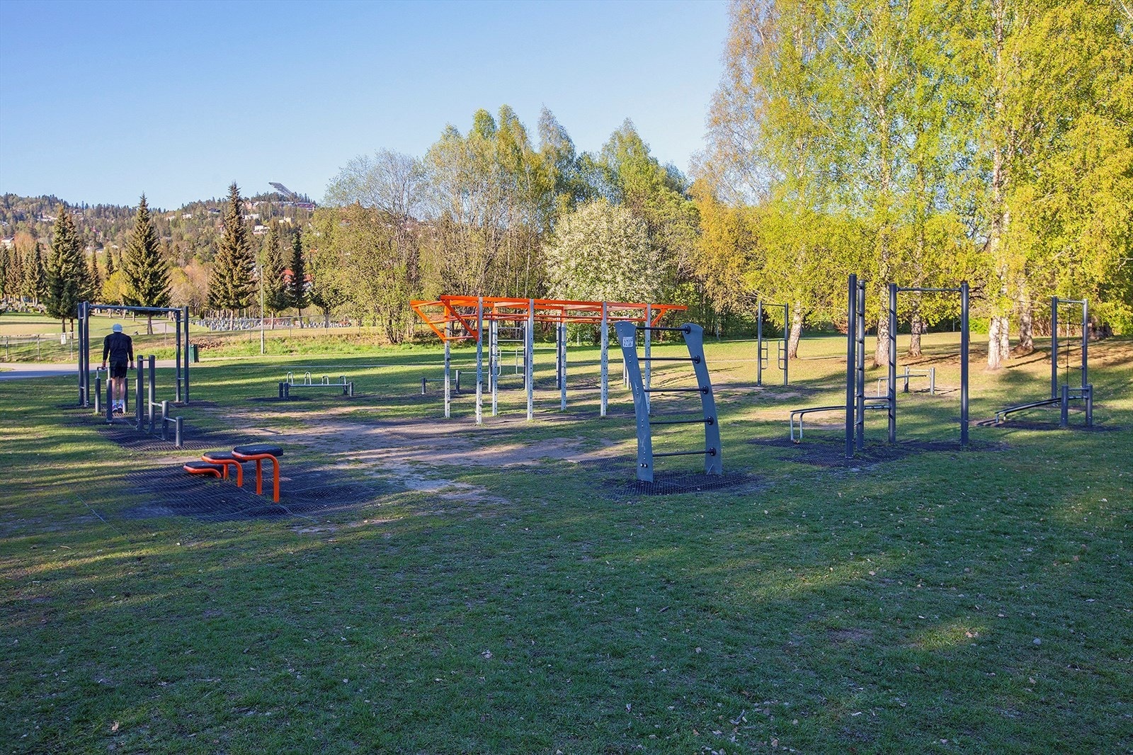 Nærområde.
For tidspunktet er det oppgraderinger av vannledningene i Hovseterdalen/Mærradalen. Galleribilde