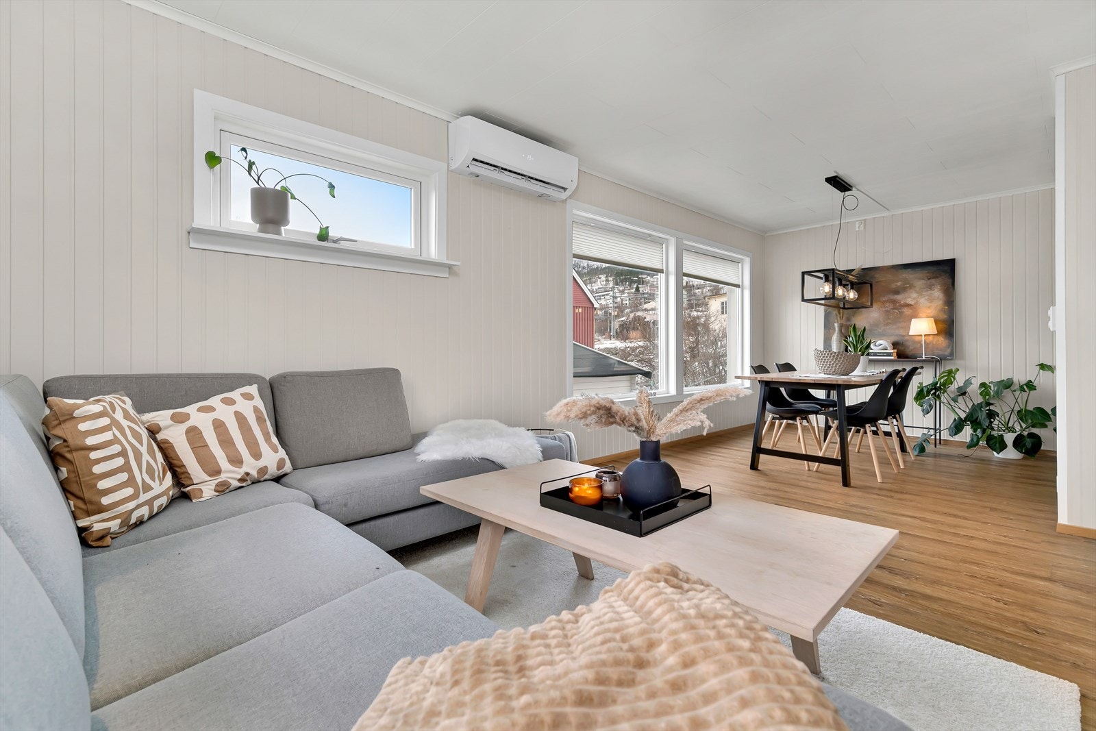 Det er i tillegg varmepumpe av typen Wilfa fra 2022 Galleribilde