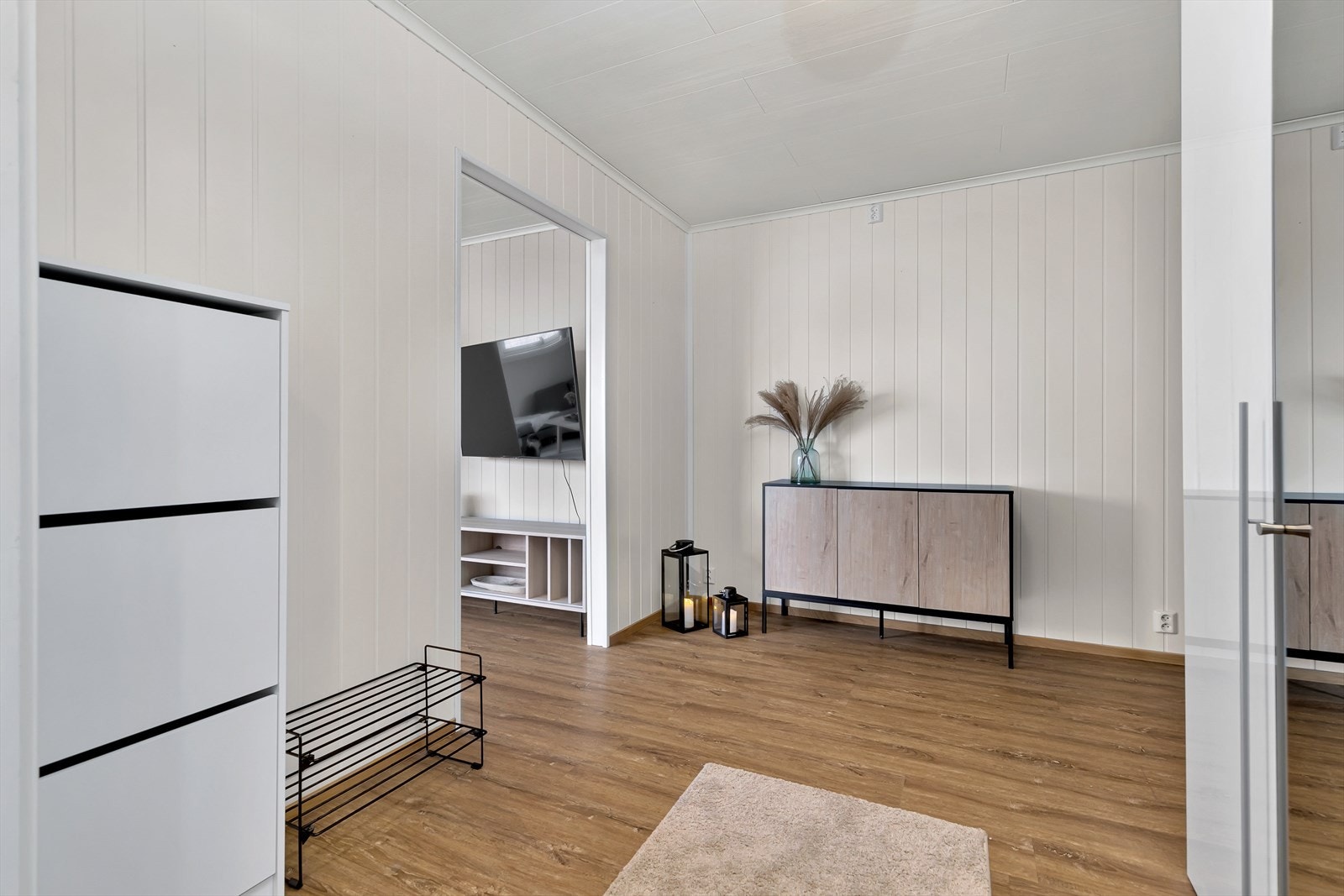 Romslig gang Galleribilde