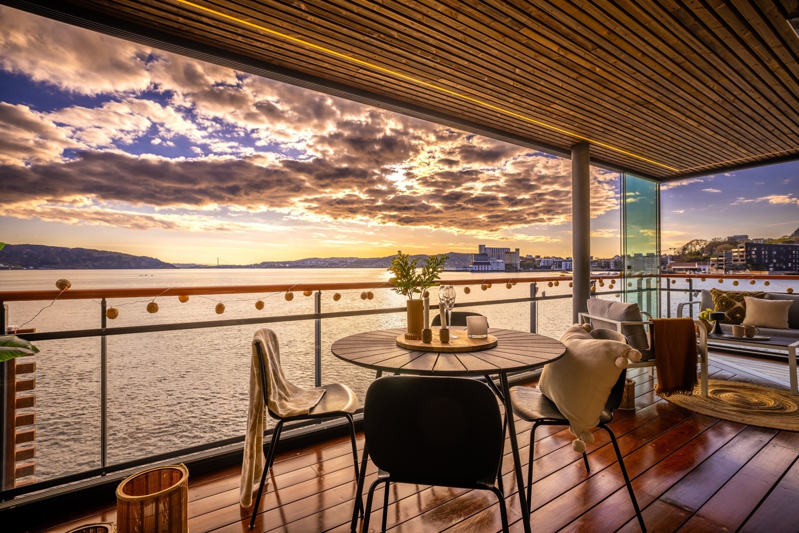 - Privatmegleren v/ Synnøve Karlsbakk presenterer Måseskjærveien 18 - Galleribilde